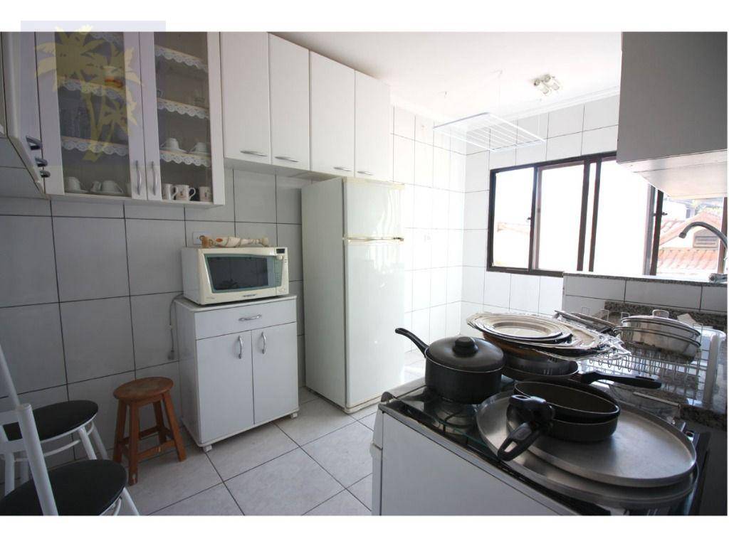 Apartamento à venda com 2 quartos, 65m² - Foto 4