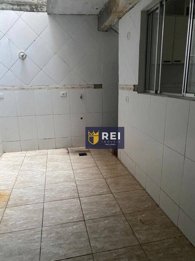 Casa à venda com 3 quartos, 110m² - Foto 17