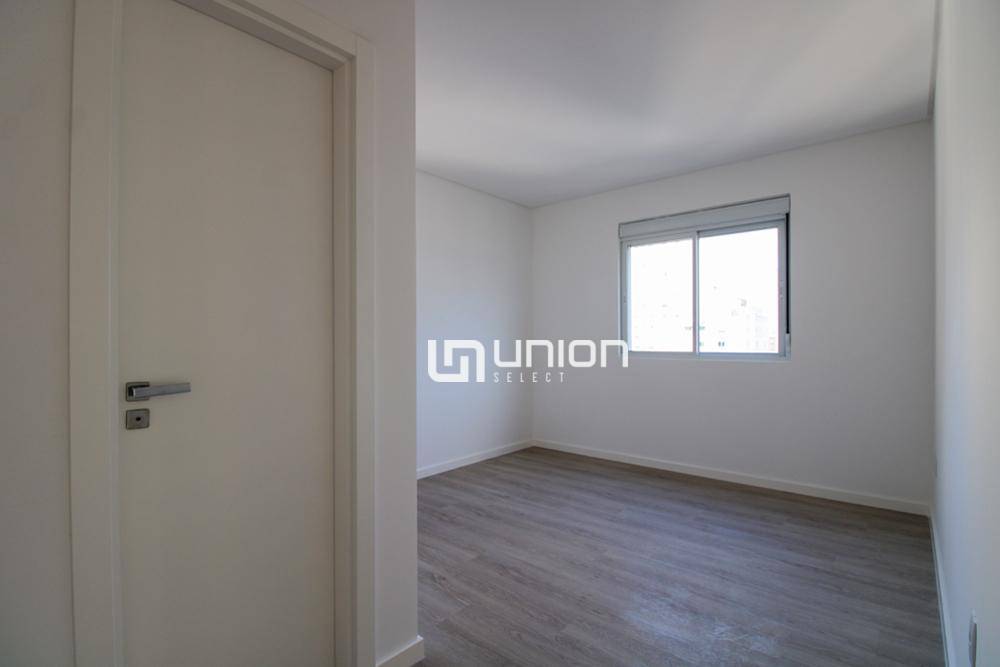 Apartamento à venda com 4 quartos, 135m² - Foto 10