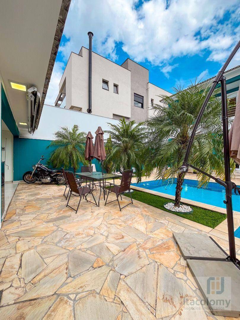Casa de Condomínio à venda com 5 quartos, 356m² - Foto 23