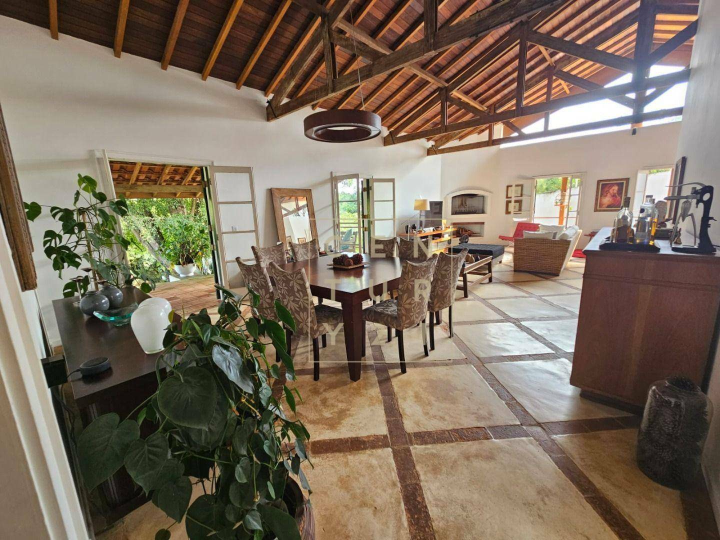 Casa de Condomínio à venda com 6 quartos, 600m² - Foto 4