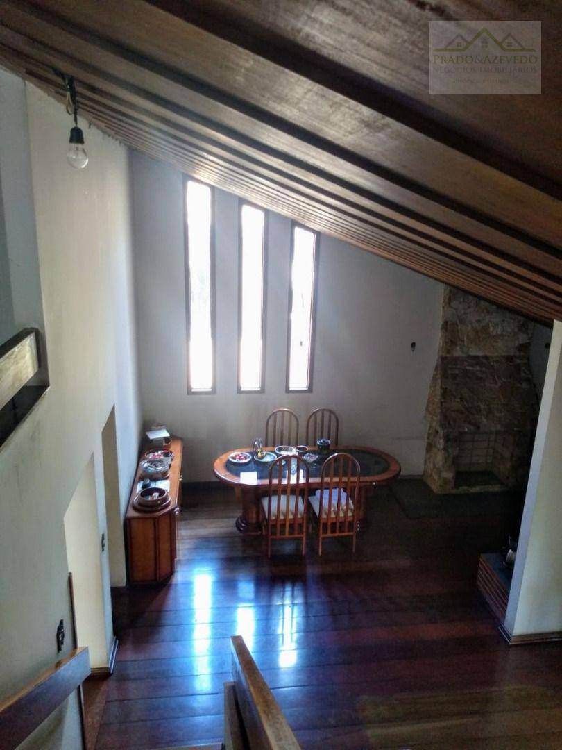 Casa à venda com 5 quartos, 223m² - Foto 6