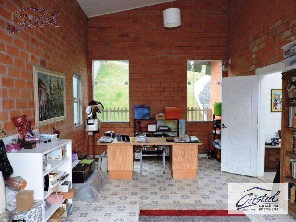 Casa de Condomínio à venda com 4 quartos, 205m² - Foto 11