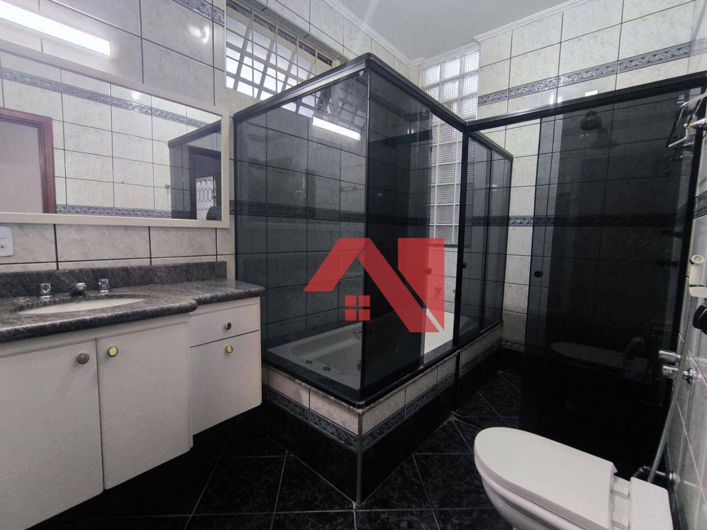 Casa à venda e aluguel com 3 quartos, 218m² - Foto 15