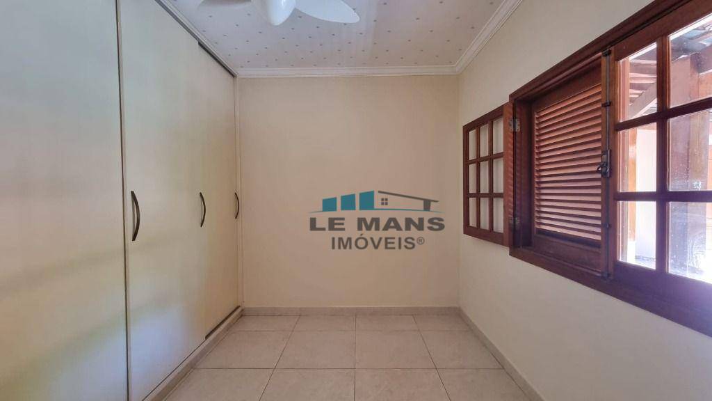 Casa à venda com 3 quartos, 220m² - Foto 28