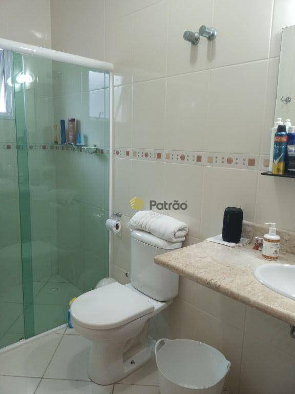 Sobrado à venda com 3 quartos, 215m² - Foto 11