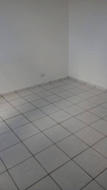 Apartamento para alugar com 2 quartos, 70m² - Foto 6