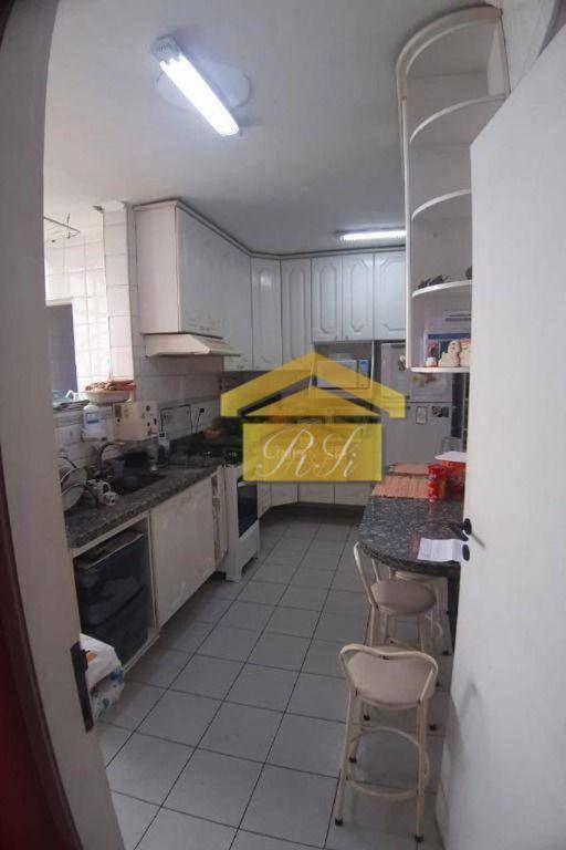 Apartamento à venda com 2 quartos, 65m² - Foto 7