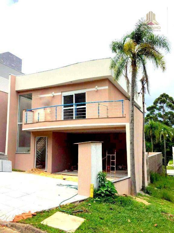 Casa de Condomínio à venda com 3 quartos, 246m² - Foto 1