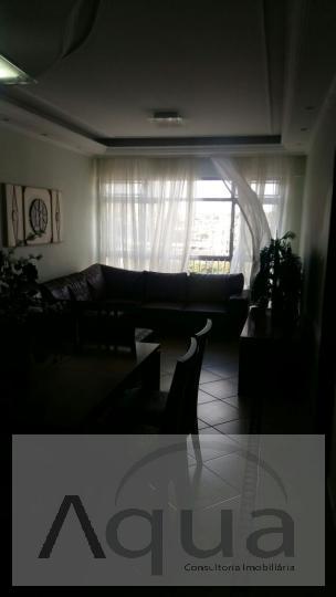 Apartamento à venda com 3 quartos, 140m² - Foto 2