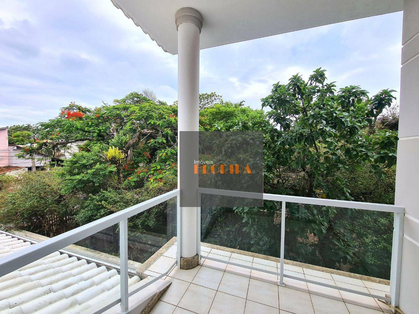 Casa à venda com 4 quartos, 217m² - Foto 20