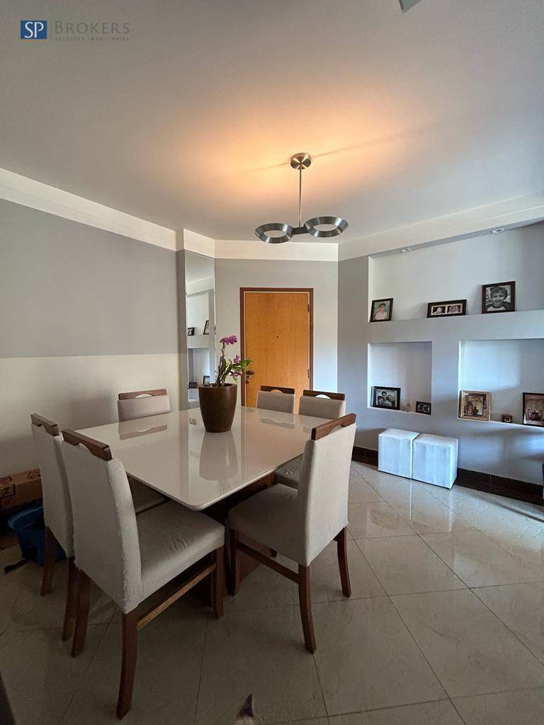 Apartamento à venda com 2 quartos, 69m² - Foto 4