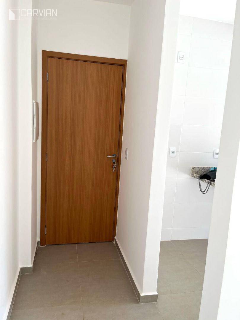 Apartamento à venda com 2 quartos, 58m² - Foto 3