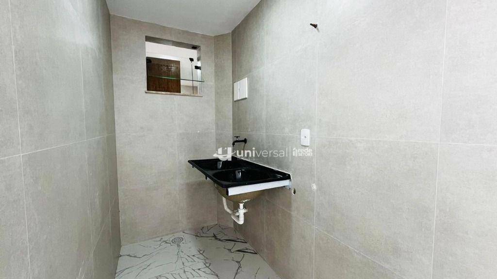 Casa à venda com 2 quartos, 108m² - Foto 6