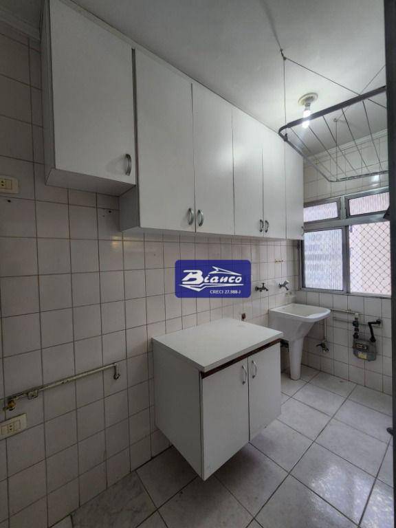 Apartamento à venda e aluguel com 2 quartos, 60m² - Foto 17