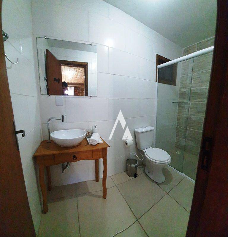 Pousada-Chalé à venda com 5 quartos, 210m² - Foto 15