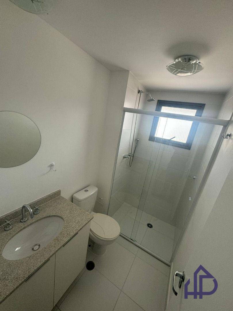 Apartamento para alugar com 3 quartos, 190m² - Foto 8