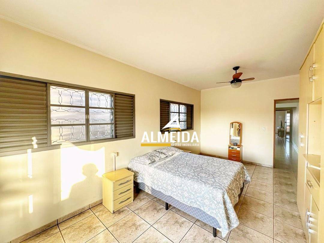 Casa, 3 quartos, 188 m² - Foto 17