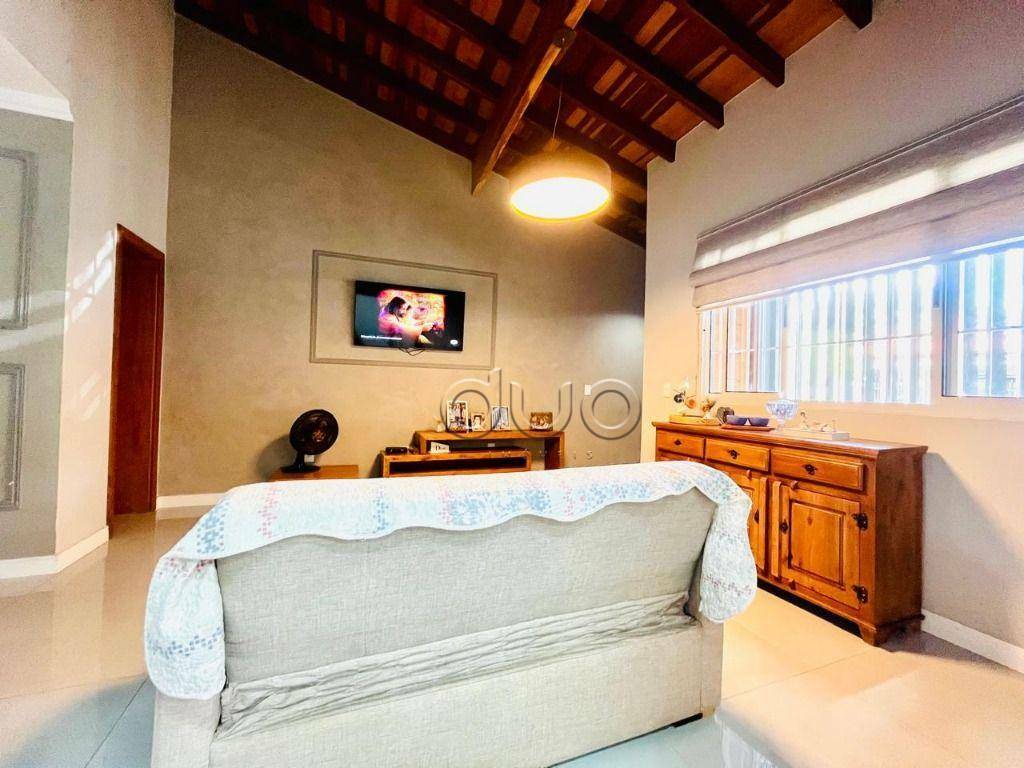 Casa à venda com 3 quartos, 200m² - Foto 7