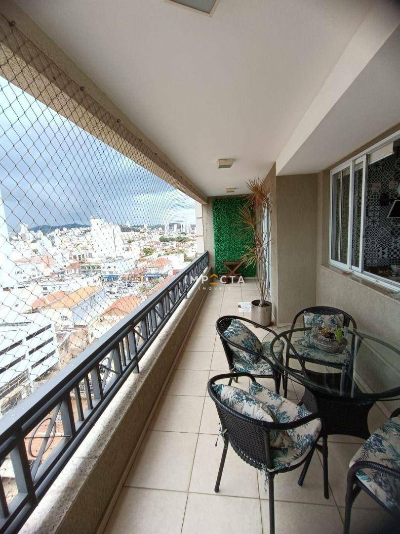 Apartamento à venda com 3 quartos, 157m² - Foto 8