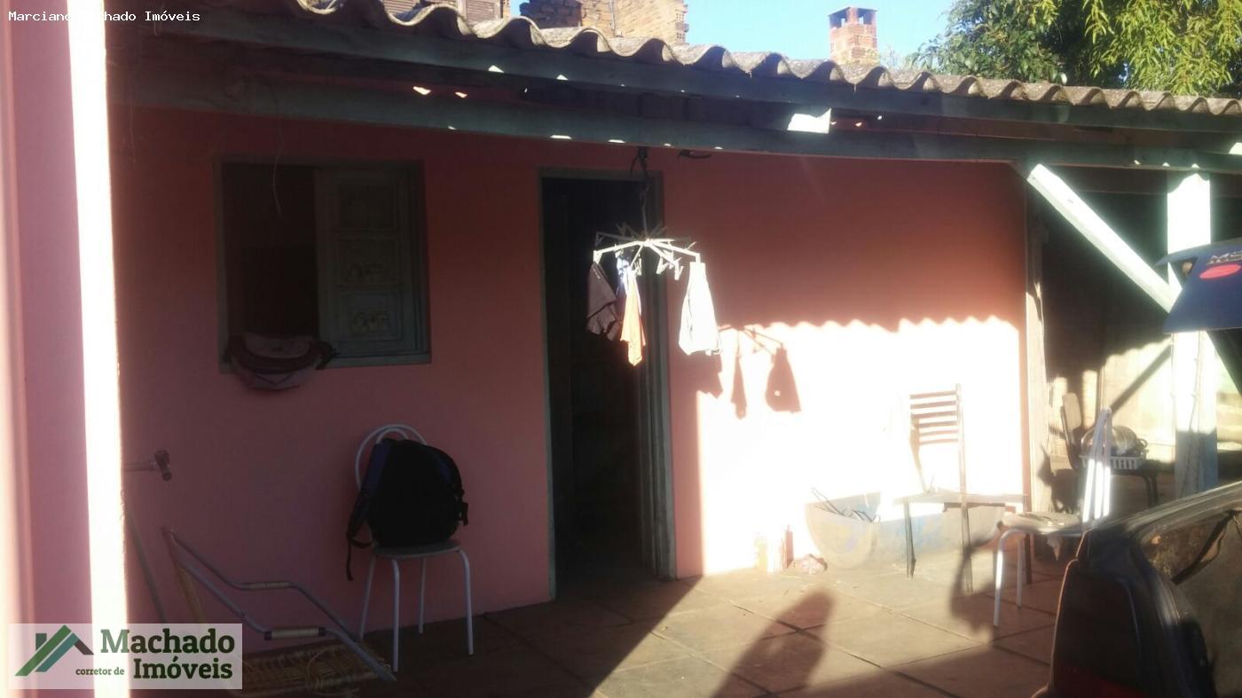 Casa à venda com 5 quartos, 200m² - Foto 16