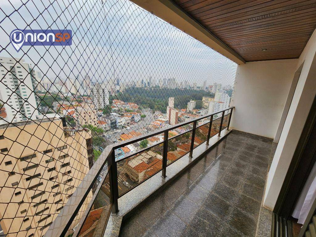 Apartamento à venda com 3 quartos, 235m² - Foto 2