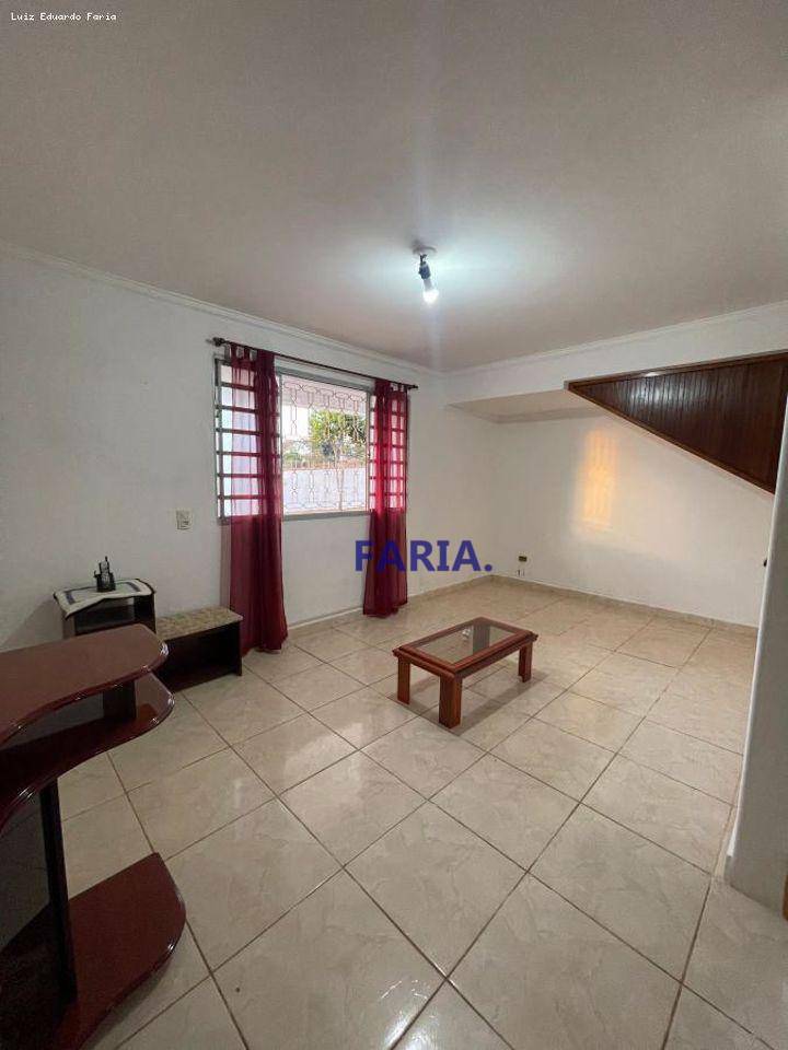 Casa à venda com 4 quartos, 332m² - Foto 14