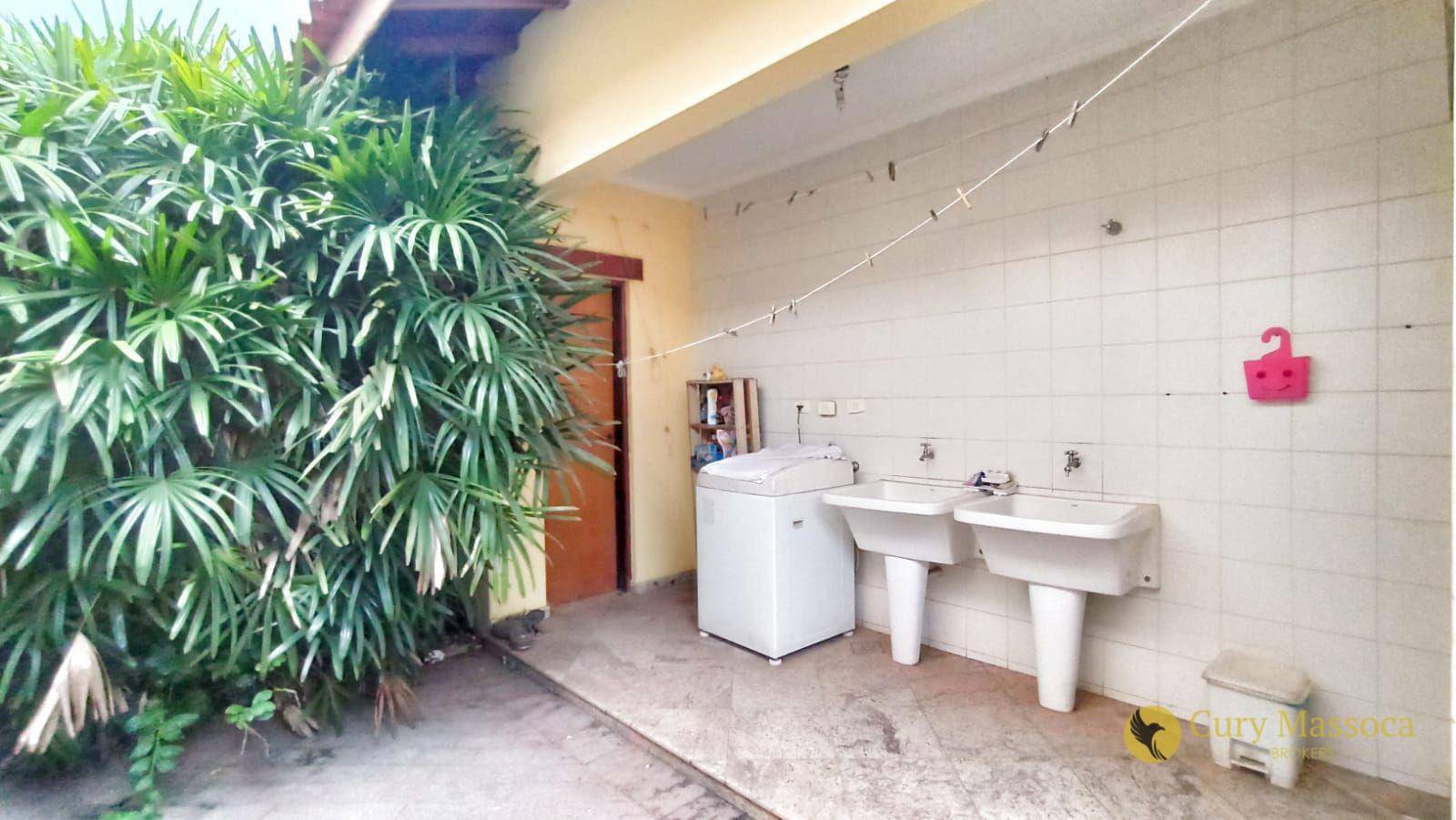 Casa de Condomínio para alugar com 3 quartos, 220m² - Foto 24