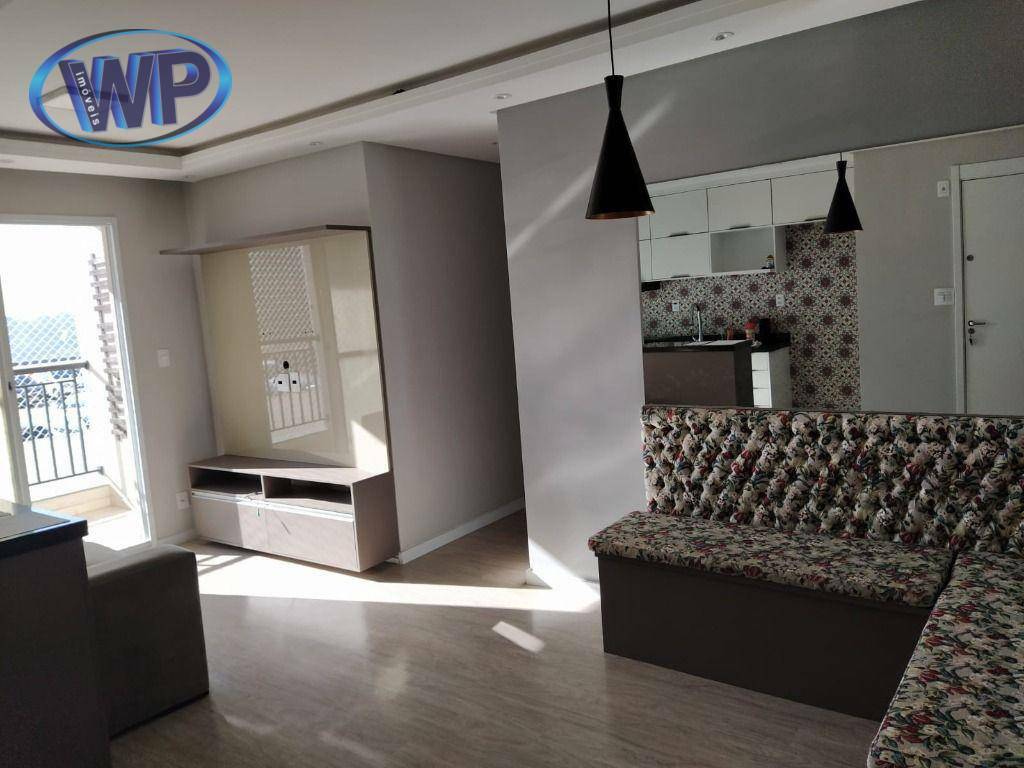 Apartamento à venda com 3 quartos, 67m² - Foto 2