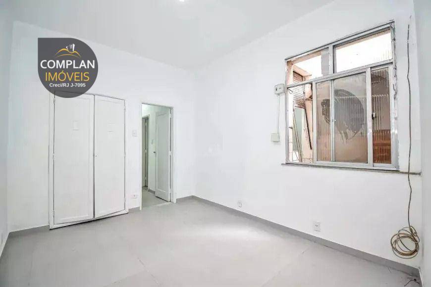 Apartamento à venda com 3 quartos, 91m² - Foto 8