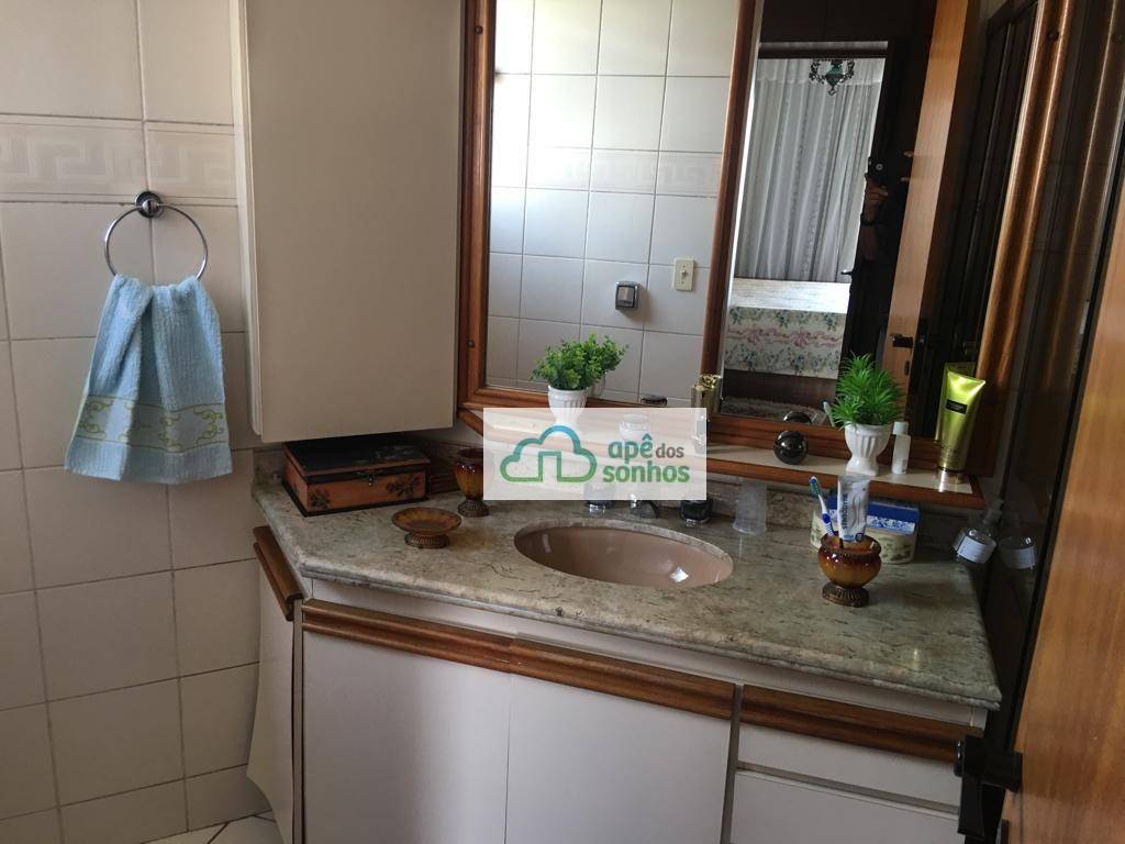 Apartamento à venda com 4 quartos, 172m² - Foto 16