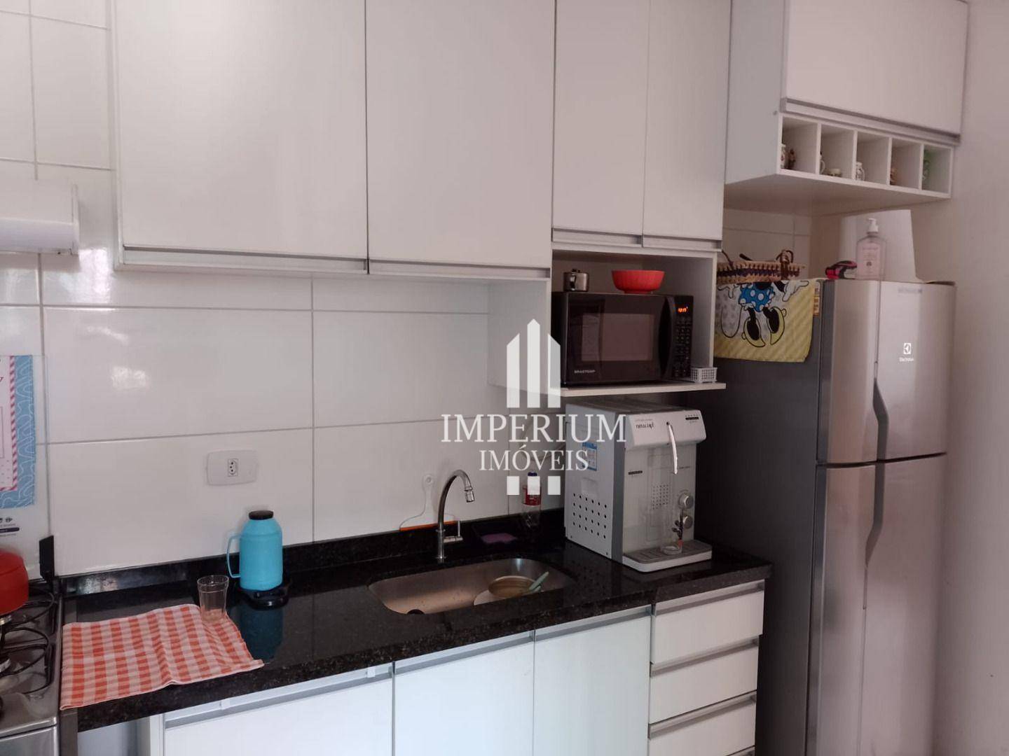 Casa à venda com 2 quartos, 45m² - Foto 17