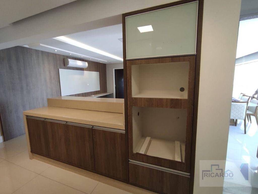 Apartamento para alugar com 3 quartos, 116m² - Foto 14