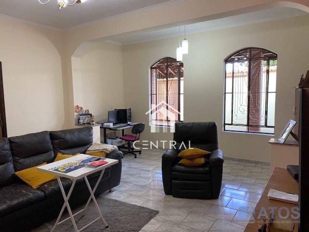 Casa à venda com 3 quartos, 266m² - Foto 13