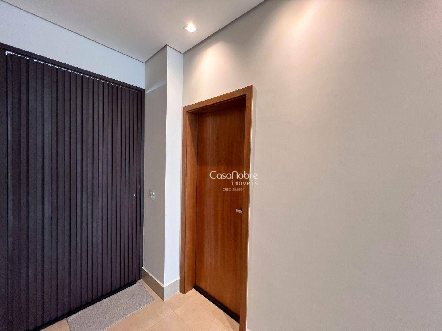 Casa de Condomínio à venda com 3 quartos, 199m² - Foto 4