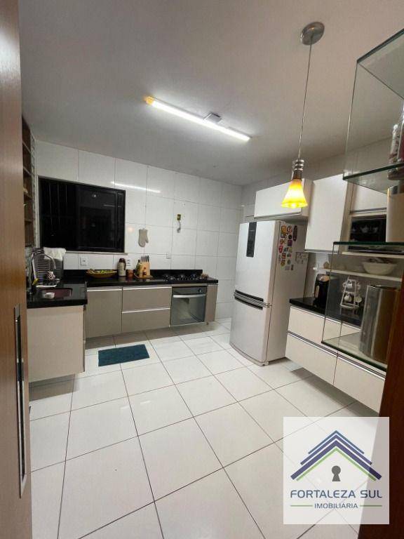 Apartamento à venda com 3 quartos, 127m² - Foto 8