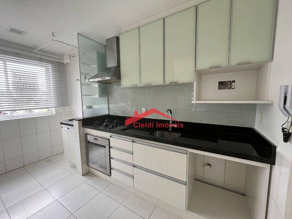 Apartamento à venda e aluguel com 2 quartos, 70m² - Foto 9