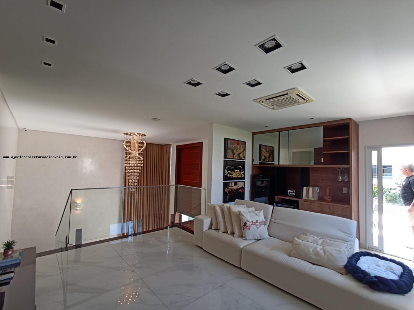 Casa de Condomínio à venda com 4 quartos, 320m² - Foto 3