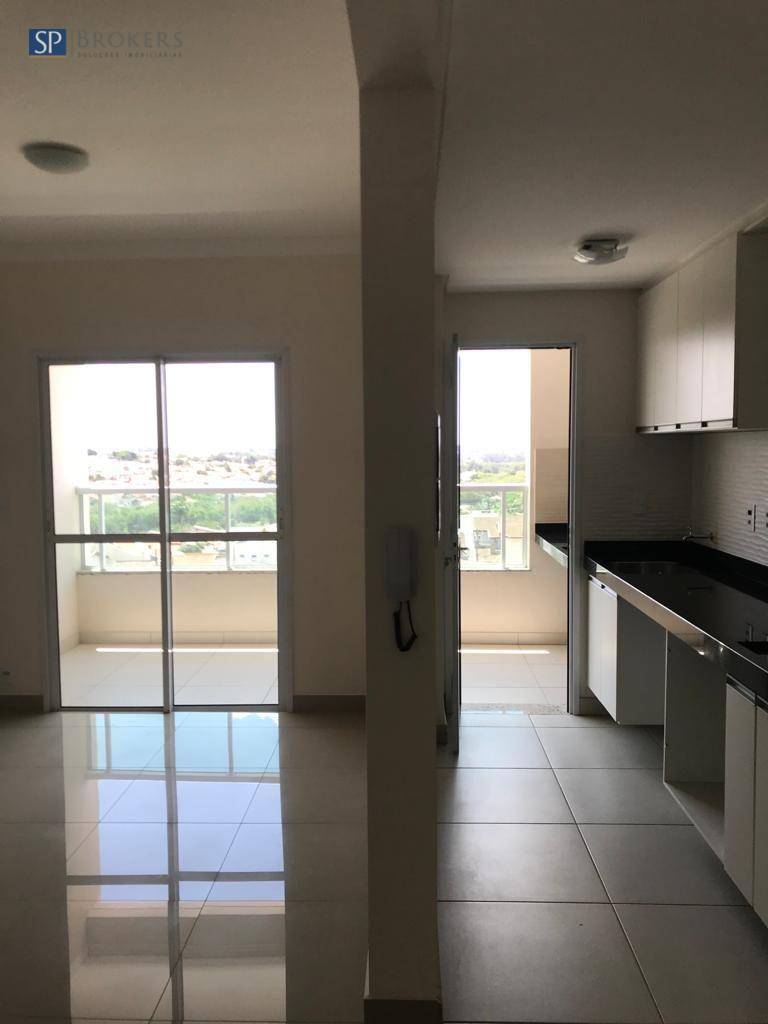 Apartamento à venda com 2 quartos, 72m² - Foto 3