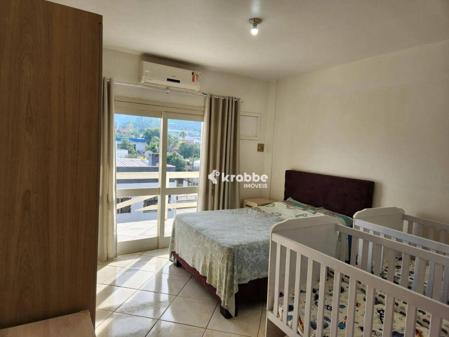 Apartamento à venda com 3 quartos, 119m² - Foto 8