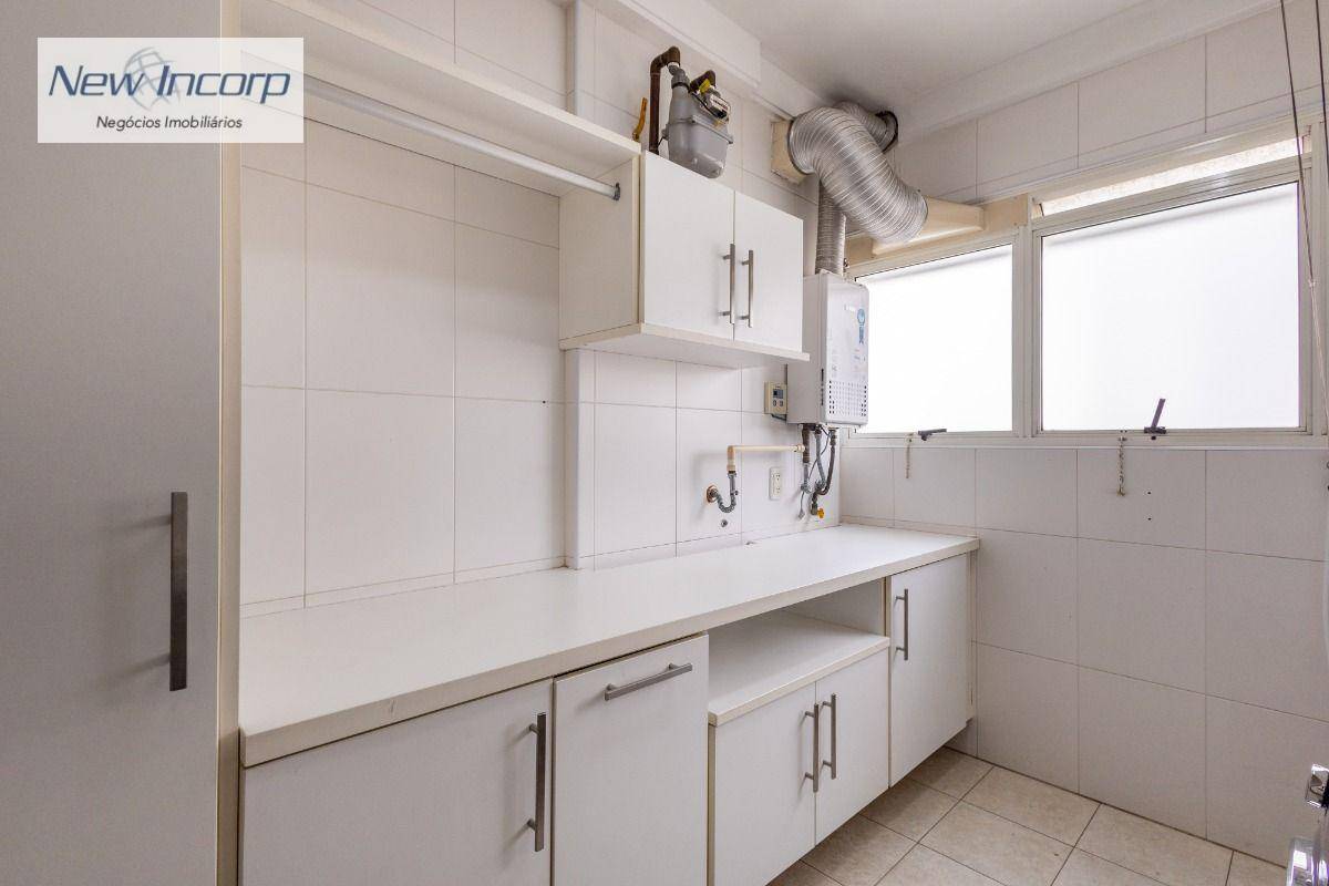 Apartamento à venda com 4 quartos, 198m² - Foto 25