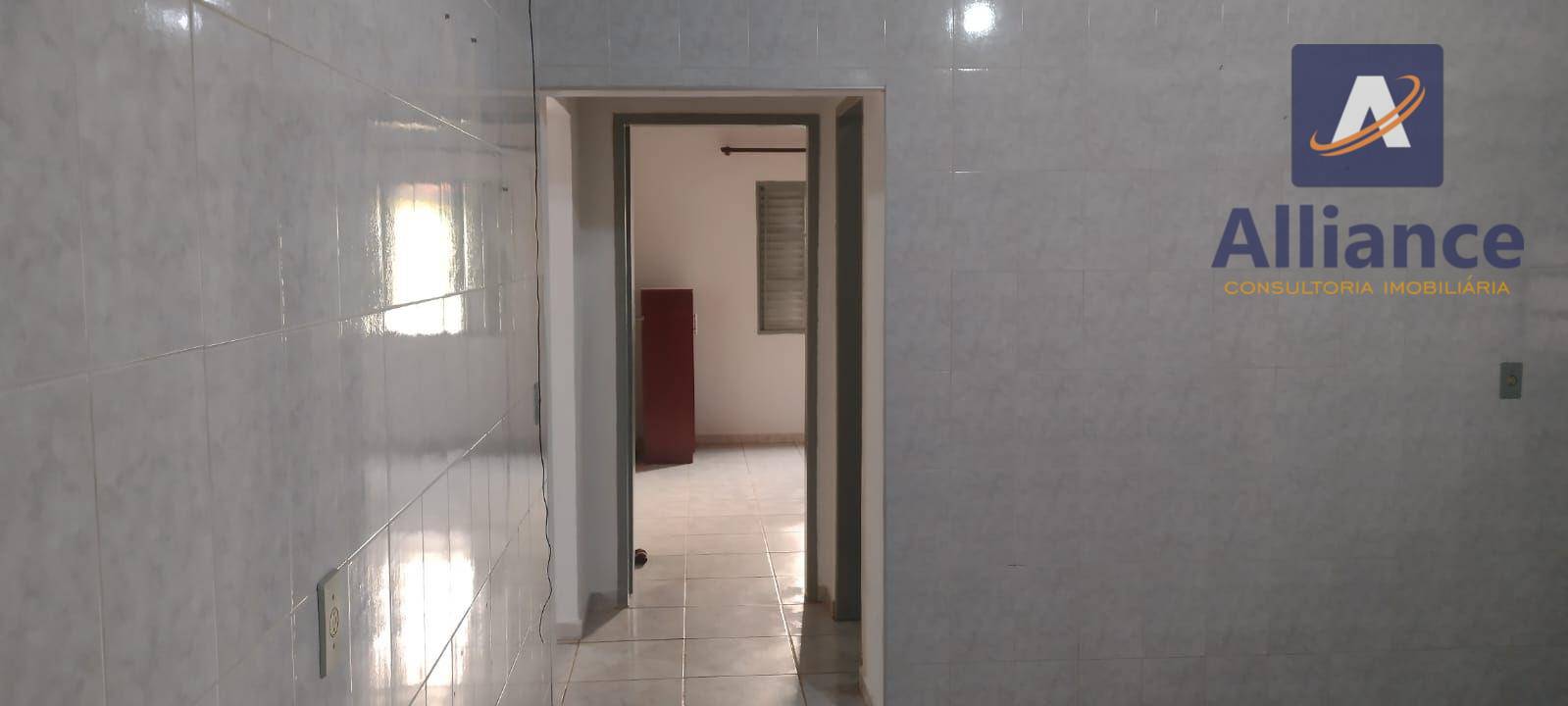 Casa para alugar com 2 quartos, 120m² - Foto 9