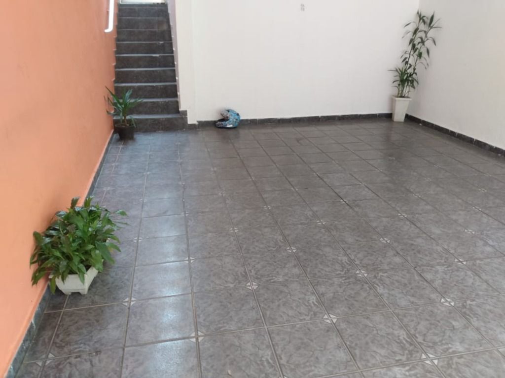 Casa à venda com 3 quartos, 148m² - Foto 3