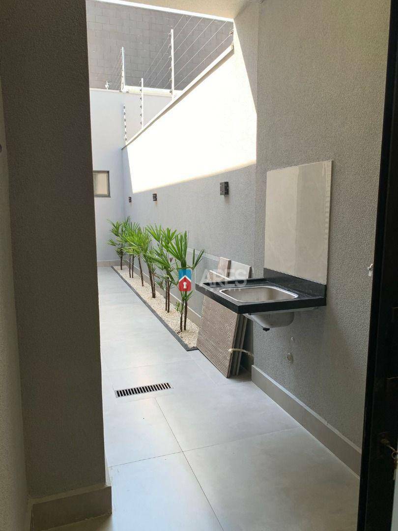 Casa à venda com 3 quartos, 140m² - Foto 13