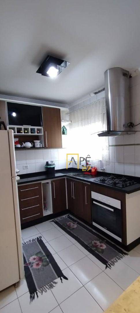 Apartamento à venda com 3 quartos, 77m² - Foto 3