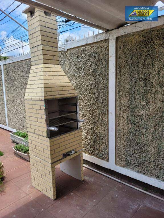 Casa para alugar com 2 quartos, 250m² - Foto 14