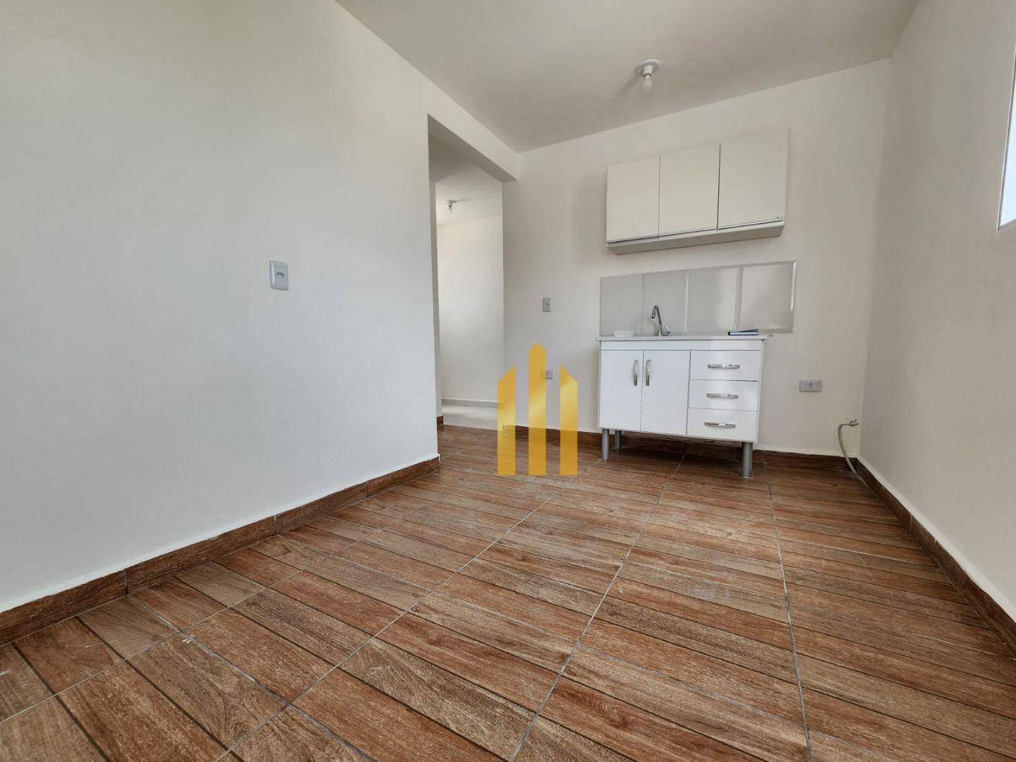 Apartamento para alugar com 1 quarto, 30m² - Foto 1