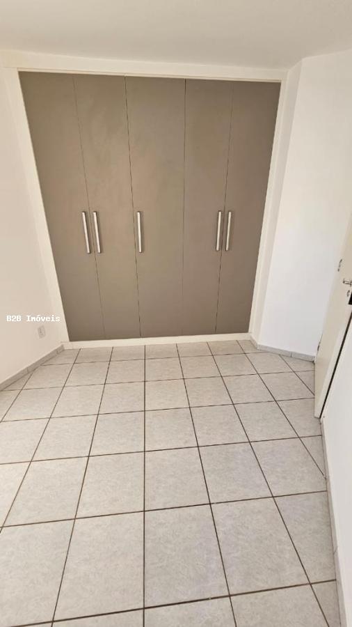 Apartamento à venda com 3 quartos, 76m² - Foto 22