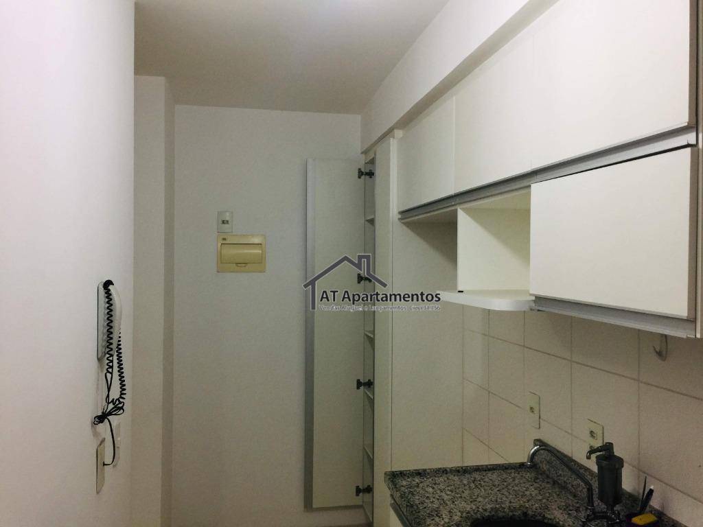 Apartamento à venda com 2 quartos, 55m² - Foto 22