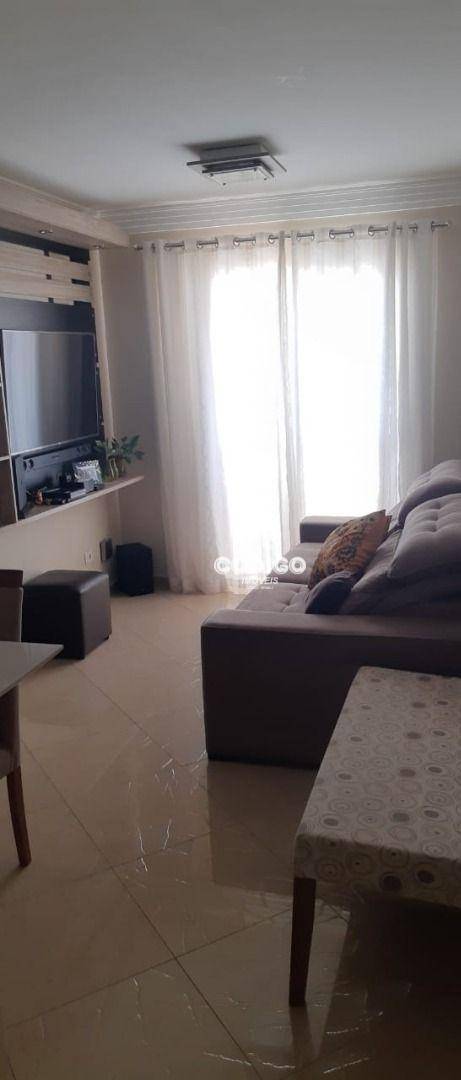 Apartamento à venda com 3 quartos, 64m² - Foto 4